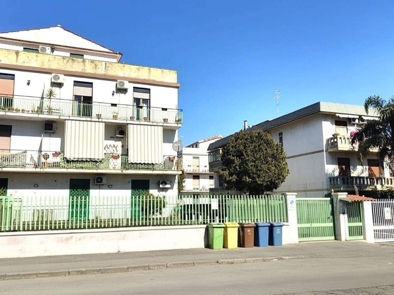 Trilocale in Vendita a Catania, 88'000&euro;, 80 m²