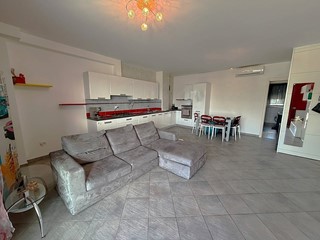 Trilocale in Vendita a Magliano di Tenna, 149'000&euro;, 90 m²