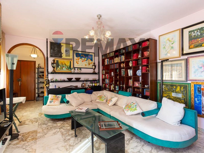 Trilocale in Vendita a Aci Castello, 340'000&euro;, 103 m²