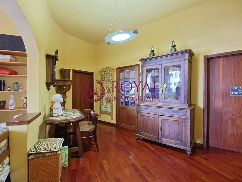 Appartamento in Vendita a Livorno, 168'000&euro;, 110 m²