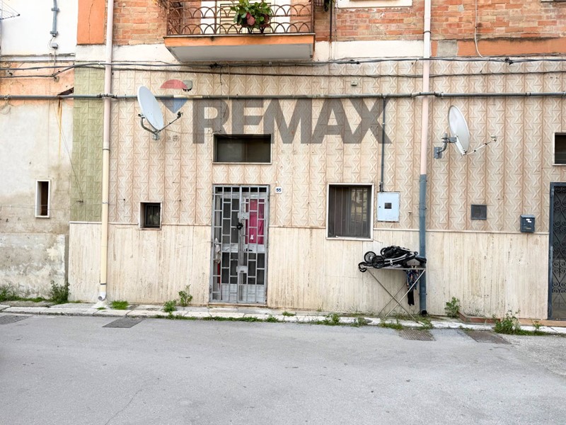 Bilocale in Vendita a Foggia, 28'000&euro;, 47 m²
