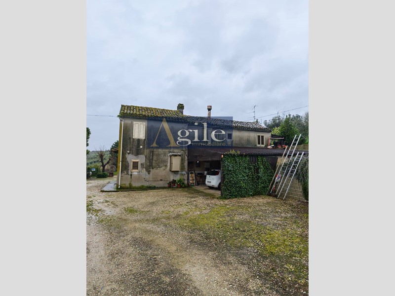 Appartamento in Vendita a Offida, 185'000&euro;, 309 m²