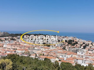 Attico in Vendita a Ancona, 590'000&euro;, 149 m²