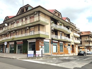 Trilocale in Vendita a Sant'Agata li Battiati, 150'000&euro;, 95 m²