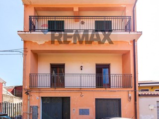 Trilocale in Vendita a Nicolosi, 80'000&euro;, 97 m²