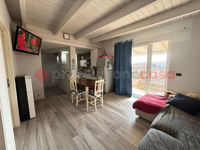 Attico in Vendita a Bari, 150'000&euro;, 35 m², con Box