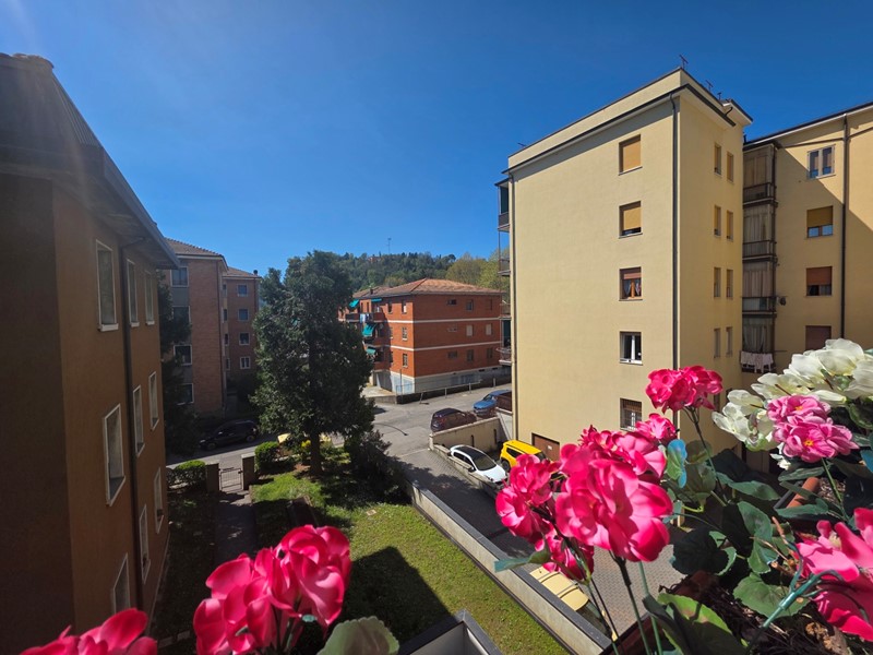 Appartamento in Vendita a Sasso Marconi, 390'000&euro;, 128 m², arredato, con Box