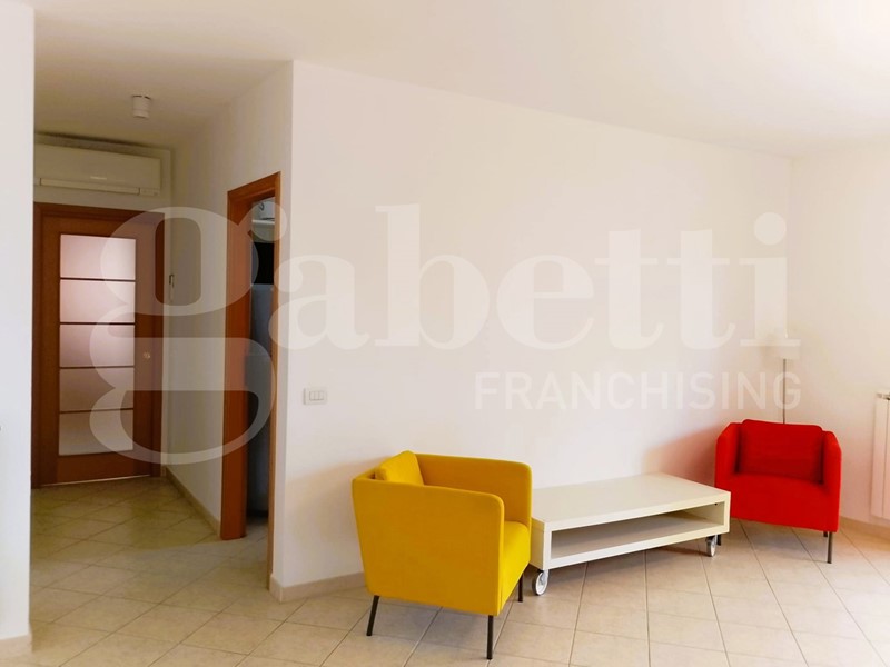 Quadrilocale in Vendita a Sermoneta, 230'000&euro;, 110 m²