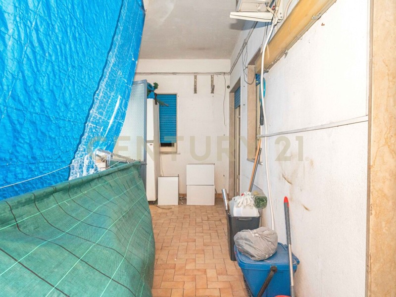 Quadrilocale in Vendita a Gravina di Catania, 135'000&euro;, 135 m², con Box