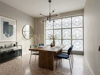 Quadrilocale in Vendita a Gravina di Catania, 130'000&euro;, 135 m², con Box
