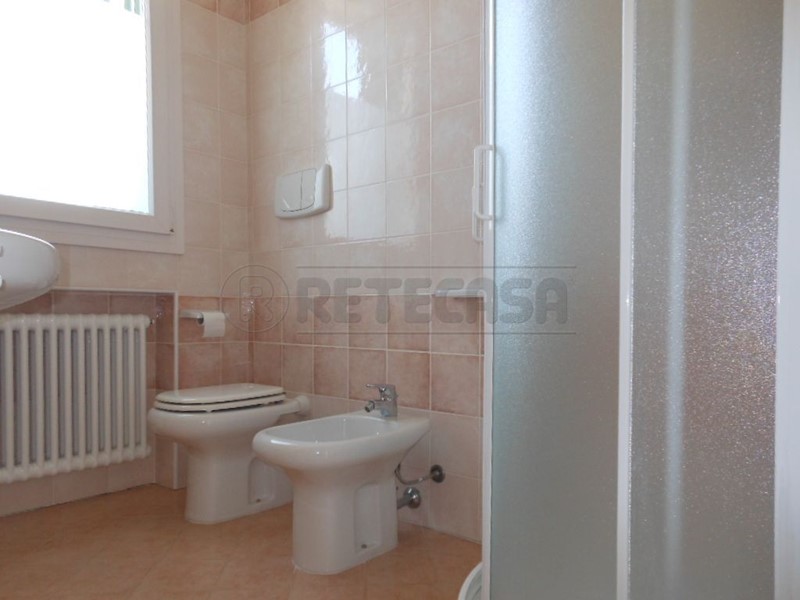 Trilocale in Vendita a Bassano del Grappa, zona BASSANO centrale, 300'000&euro;, 100 m², con Box
