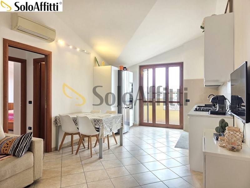 Trilocale in Affitto a Limbiate, 663&euro;, 71 m², arredato, con Box
