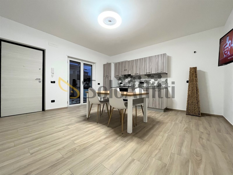 Bilocale in Affitto a Borgia, 450&euro;, 50 m², arredato