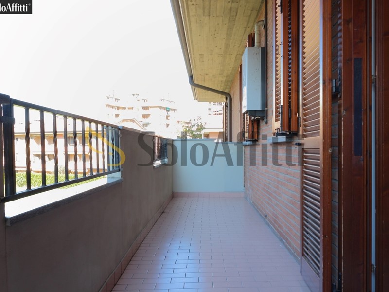 Bilocale in Affitto a Desio, 600&euro;, 52 m², arredato, con Box