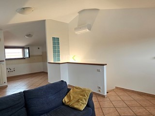 Appartamento in Vendita a Jesi, 300'000&euro;, 140 m², con Box