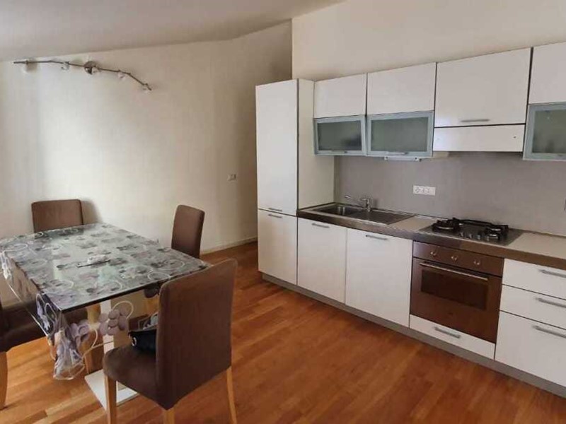 Trilocale in Affitto a La Spezia, zona CENTRO, 700&euro;, 60 m², arredato