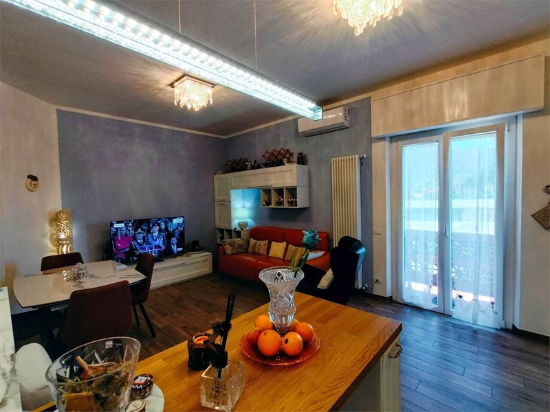 Appartamento in Vendita a Luni, zona Dogana, 210'000&euro;, 95 m²