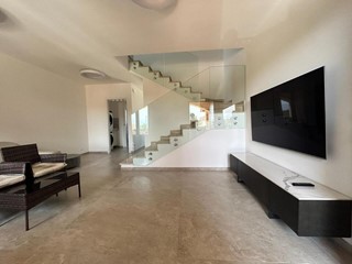 Appartamento in Affitto a Treglio, 150 m²