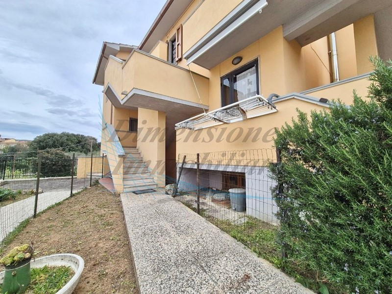 Trilocale in Vendita a Rosignano Marittimo, 185'000&euro;, 70 m², con Box