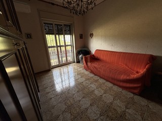 Quadrilocale in Vendita a Catania, zona Fasano - Rasula Alta, 100'000&euro;, 100 m²