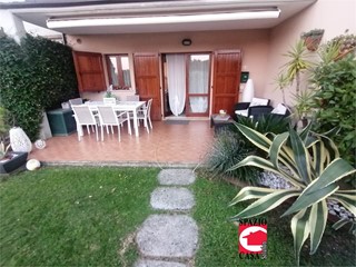 Trilocale in Vendita a Padenghe sul Garda, 252'000&euro;, 50 m²