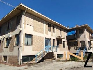 Appartamento in Vendita a Martinsicuro, 98'550&euro;, 300 m²