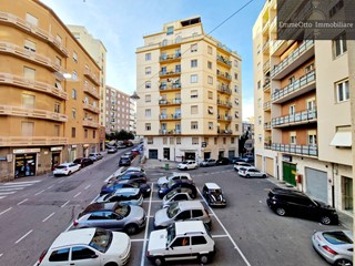 Bilocale in Affitto a Cagliari, 750&euro;, 70 m²
