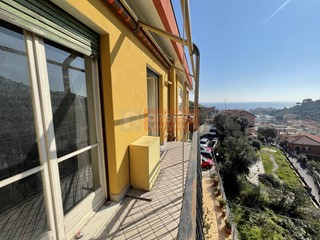 Quadrilocale in Vendita a Alassio, 268'000&euro;, 97 m²