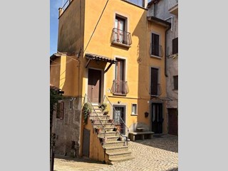 Monolocale in Vendita a Viterbo, 26'000&euro;, 46 m²