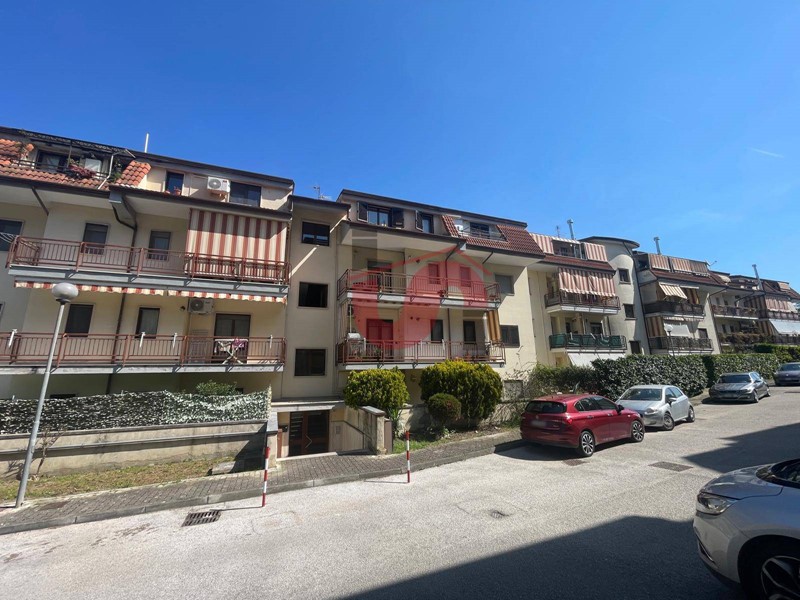 Quadrilocale in Vendita a Benevento, 118'000&euro;, 90 m²