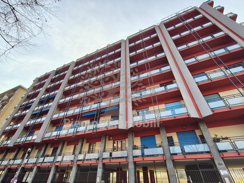 Quadrilocale in Vendita a Torino, 175'000&euro;, 86 m²