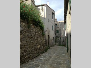 Quadrilocale in Vendita a Arcidosso, 14'400&euro;, 100 m²