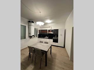 Trilocale in Affitto a Treviso, 1'000&euro;, 95 m²