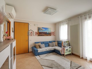 Trilocale in Vendita a Crocetta del Montello, 173'000&euro;, 89 m²