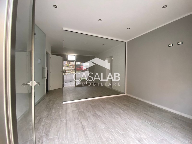 Trilocale in Vendita a Carini, 40'000&euro;, 60 m²