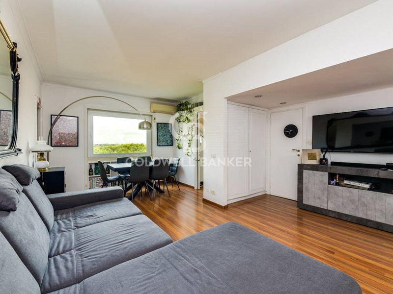 Attico in Vendita a Roma, 350'000&euro;, 70 m²