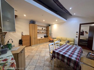 Quadrilocale in Vendita a Genova, 55'000&euro;, 50 m²