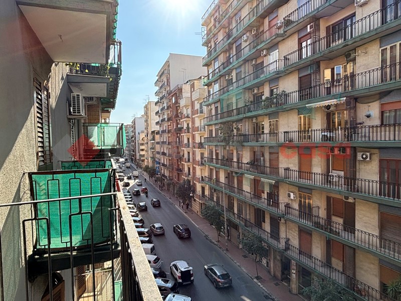 Bilocale in Vendita a Taranto, 26'000&euro;, 67 m²