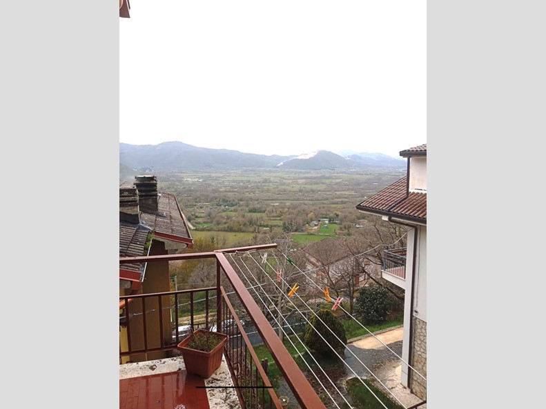 Quadrilocale in Vendita a Pereto, 49'000&euro;, 136 m²