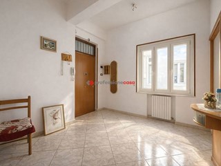 Trilocale in Vendita a Foggia, 109'000&euro;, 121 m²