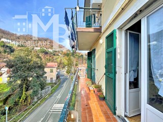 Appartamento in Vendita a Lumarzo, 95'000&euro;, 100 m², con Box