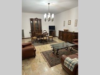 Appartamento in Affitto a Padova, zona San Carlo, 1'200&euro;, 120 m², arredato