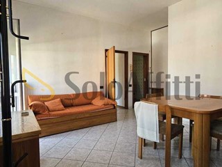 Trilocale in Affitto a Forlimpopoli, zona Via Giardino - Crocetta, 550&euro;, 53 m², arredato, con Box
