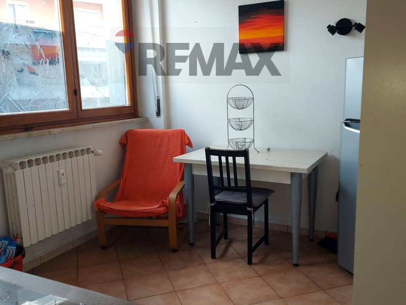 Bilocale in Vendita a Varese, 59'000&euro;, 36 m²