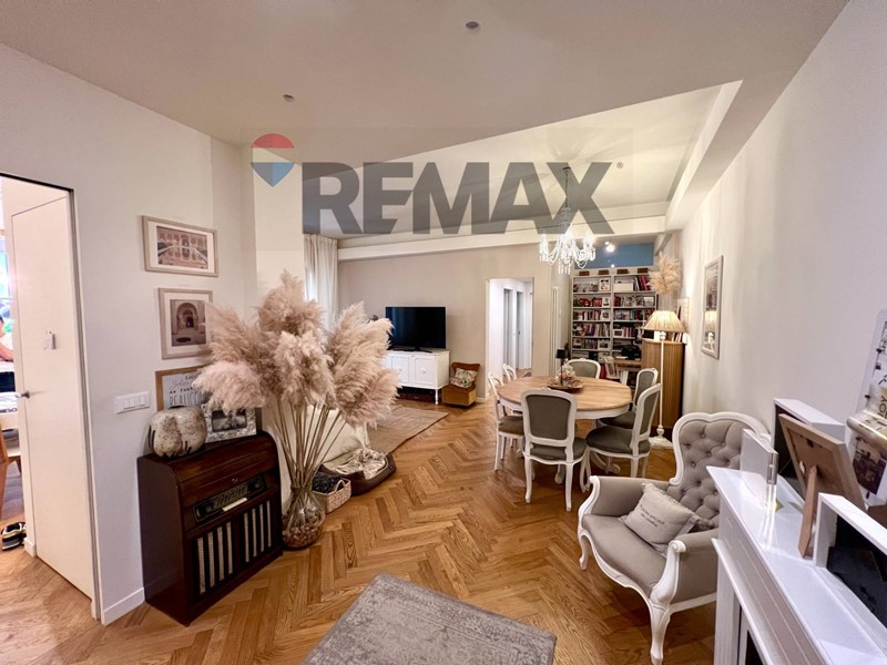 Appartamento in Vendita a Chiavari, 380'000&euro;, 103 m²