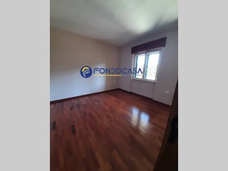 Trilocale in Affitto a Giugliano in Campania, 600&euro;, 90 m²