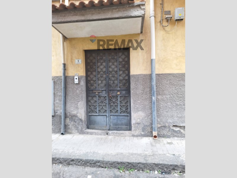 Appartamento in Affitto a Paternò, 500&euro;, 110 m²