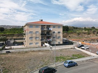 Quadrilocale in Vendita a Acireale, 175'000&euro;, 90 m²