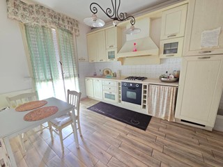 Appartamento in Vendita a Mirandola, 110'000&euro;, 114 m²