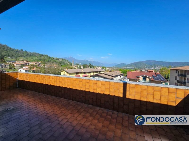 Trilocale in Vendita a Castelli Calepio, 130'000&euro;, 104 m²